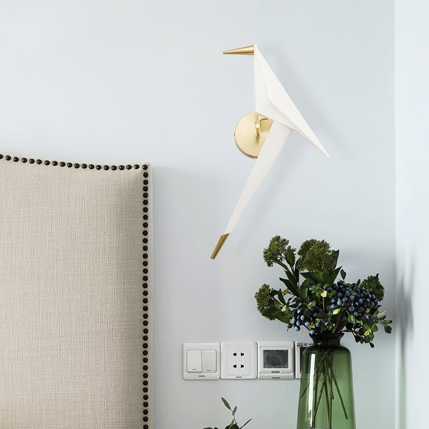 Peaceful Bird Wall Lamp