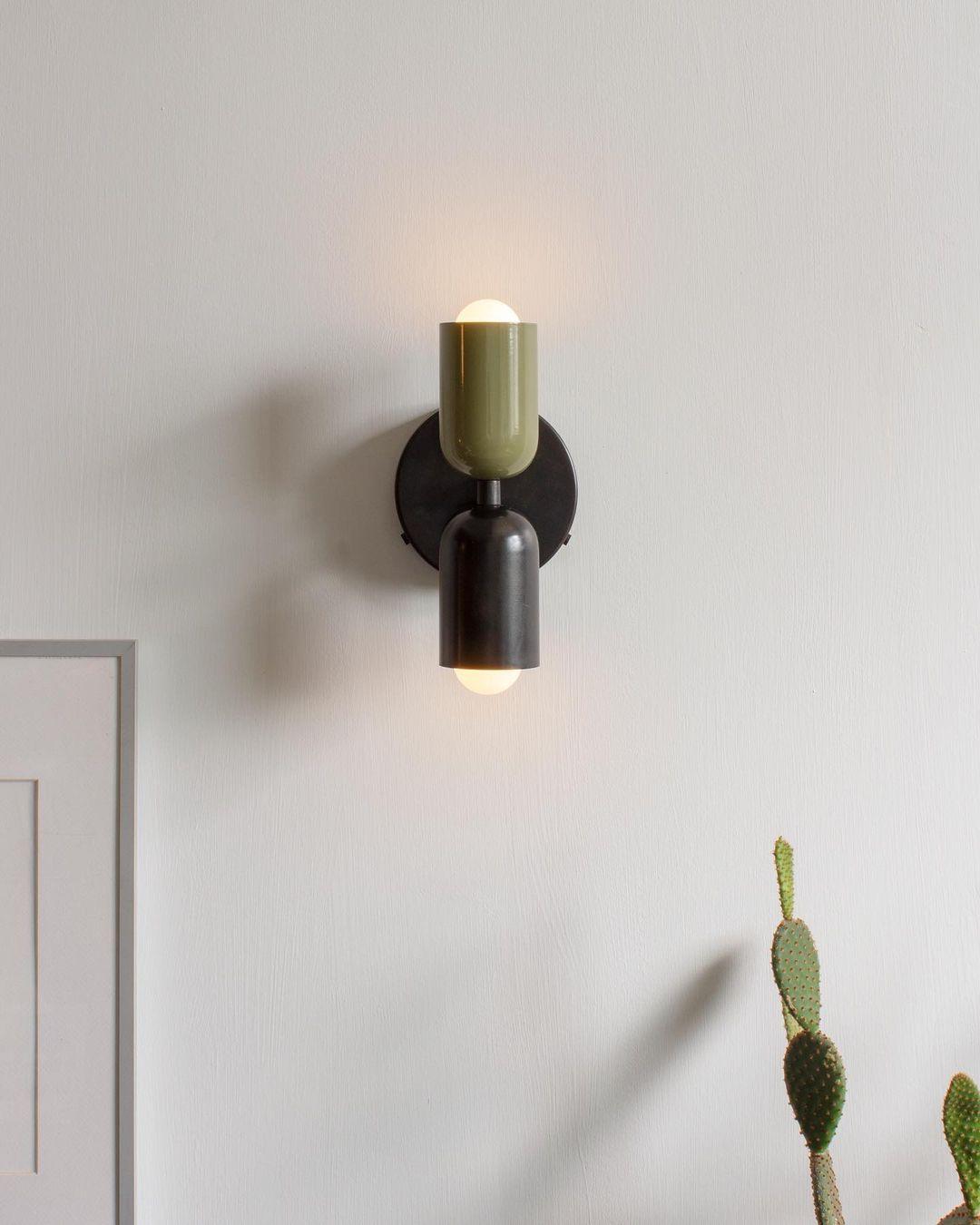 Gemini Wall Lamp