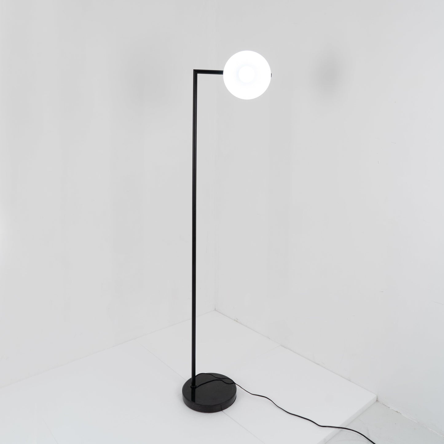 Pointed Cone Floor Lamp