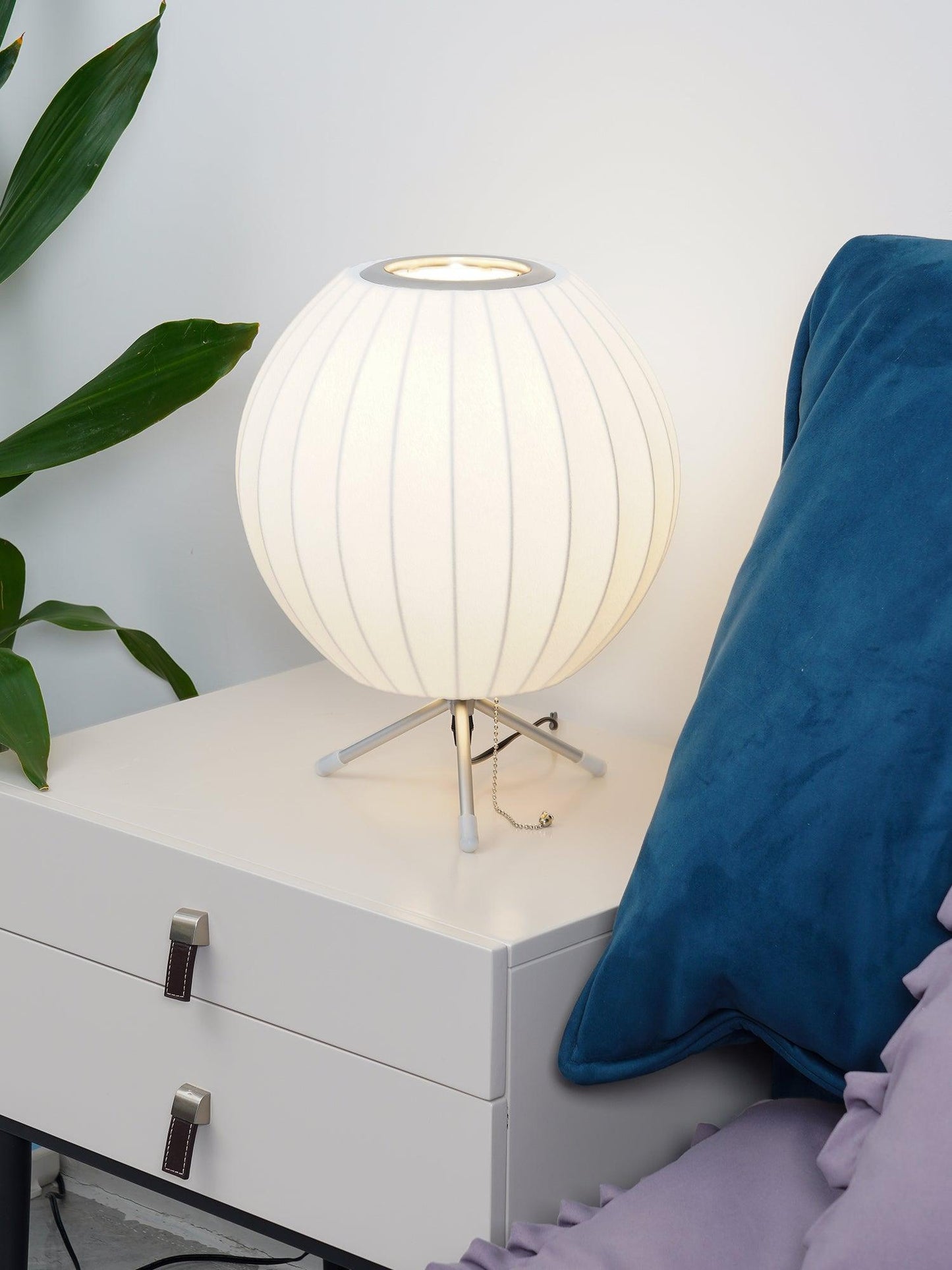 Nelson Tripod Table Lamp