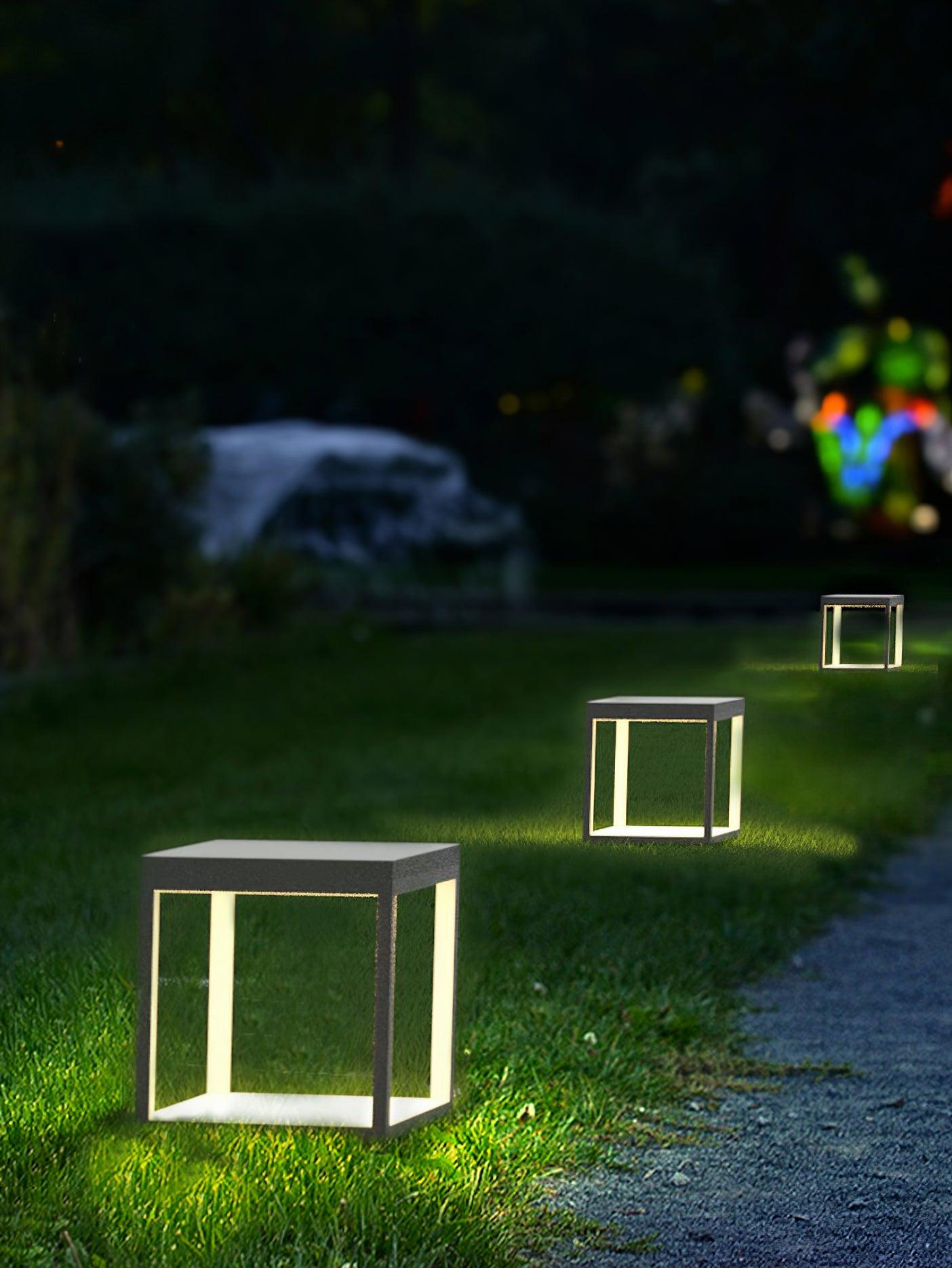 Modern Edge Outdoor Light