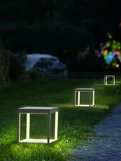 Modern Edge Outdoor Light