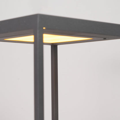 Modern Edge Outdoor Light